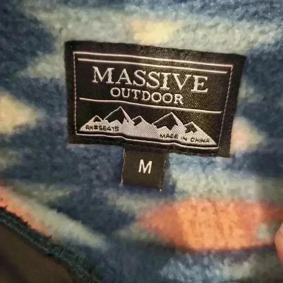 Massive Outdoor Massive Outdoor Fleece 1/4 Zip Pullover Size M - Picture 3 of 5